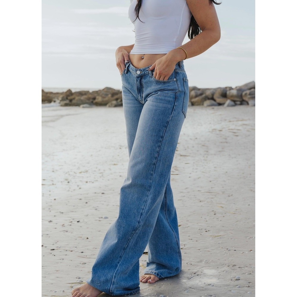Sky Dolls Tall Women Baggy Straight Leg Jeans Medium Wash Blue 100% Cotton XS - Picture 1 of 12